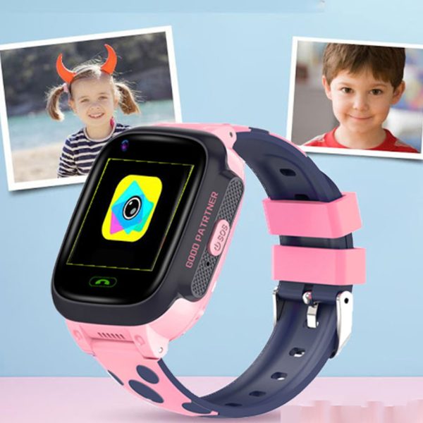 Đồng Hồ Thông Minh Định Vị Trẻ Em Gọi Video Call GW900S Chống Thấm Nước IP67, Định Vị WiFi/LBS + Tặng SIM 4G Data Tốc Độ Cao